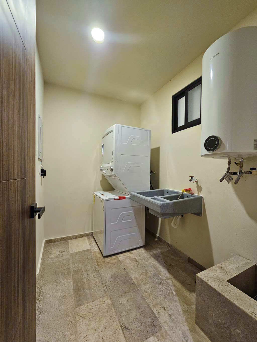 In-unit washer and dryer long term rental