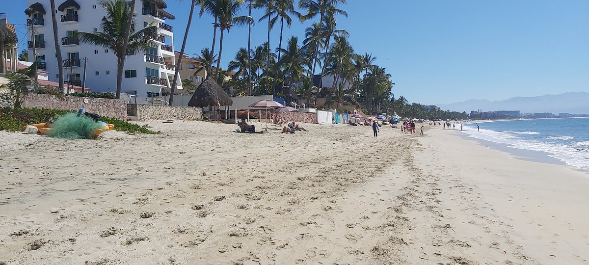 Bucerias Beach main