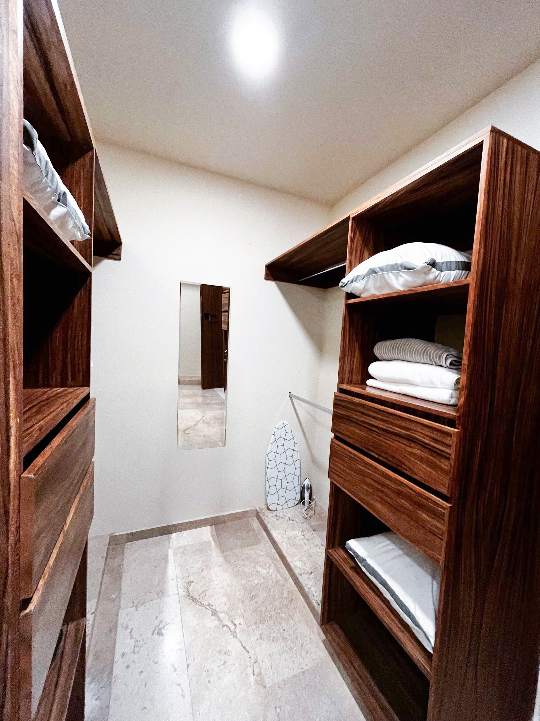 Walk-in closet master bedroom Bucerias condo